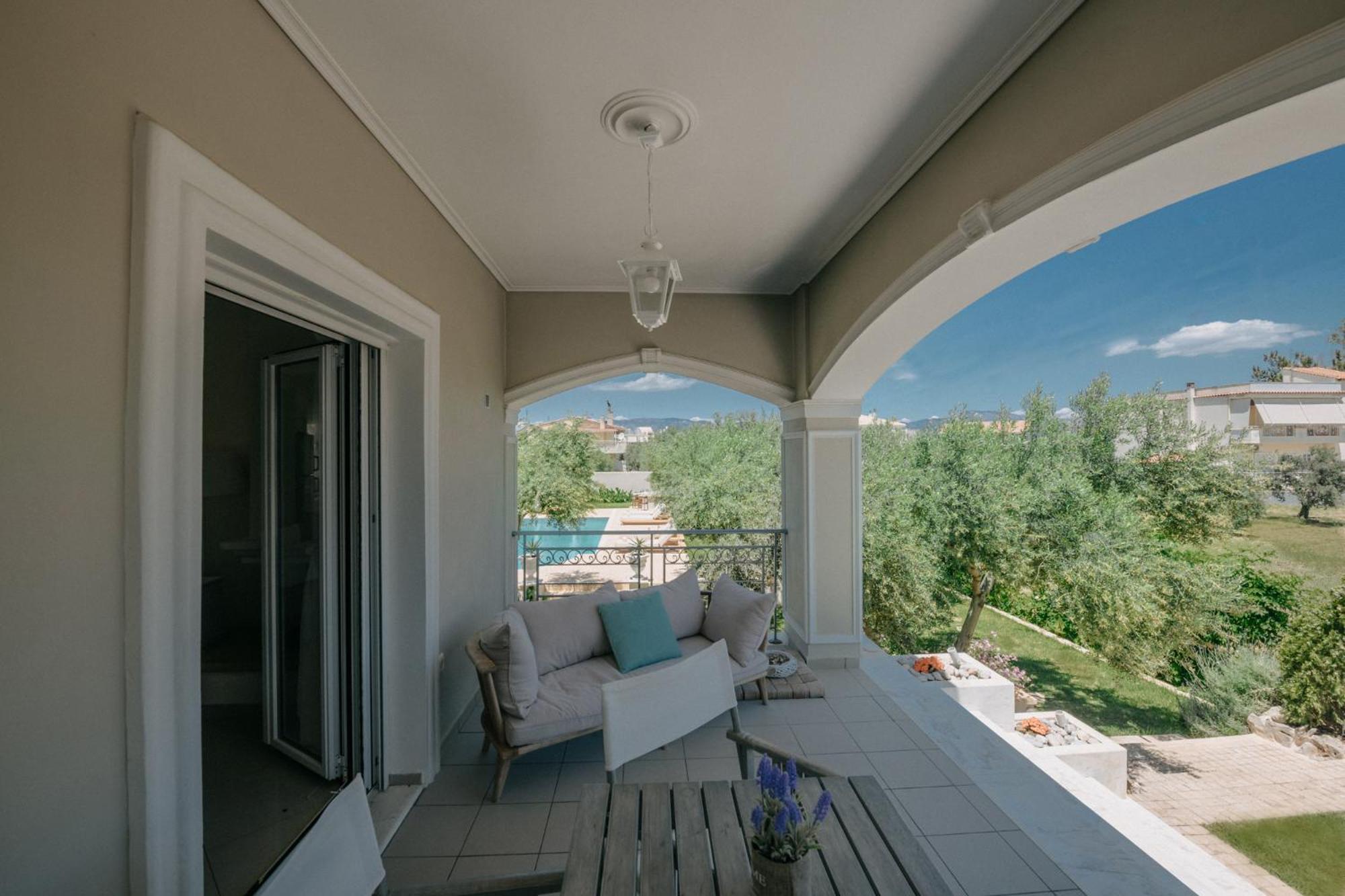 Nereides Luxury Villas Като Алмири Екстериор снимка