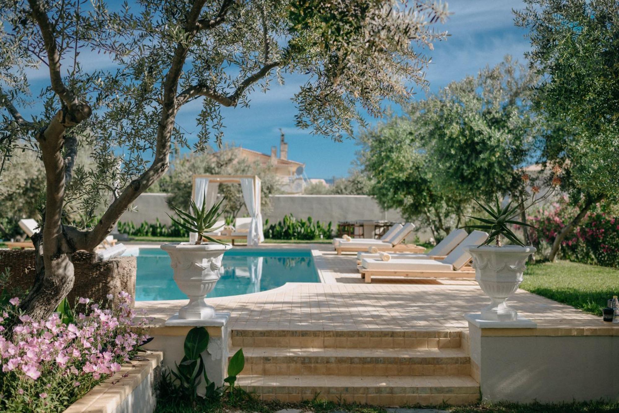 Nereides Luxury Villas Като Алмири Екстериор снимка